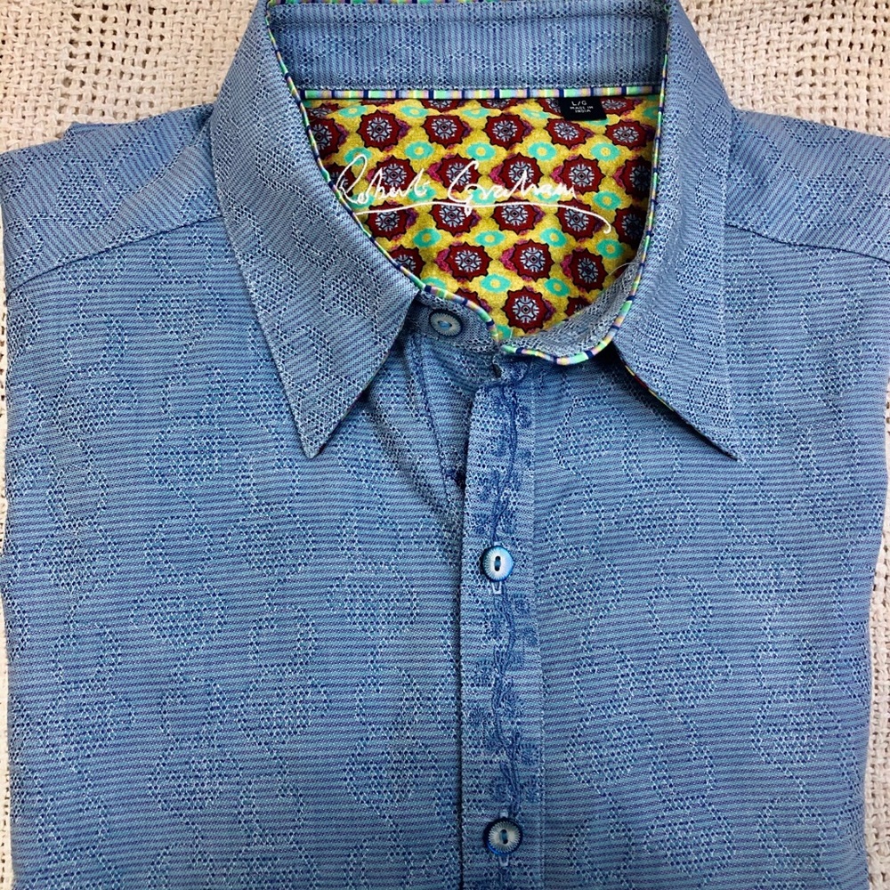 Men’s long sleeve dress shirt